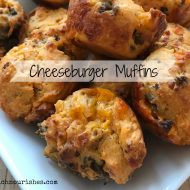 Cheeseburger Muffins -- Filled with all of your cheeseburger favorites like ground beef and ketchup, mustard, and oozy, gooey cheese they are perfect for lunch at home or on the go, or a fun party appetizer! | thatwhichnourishes.com