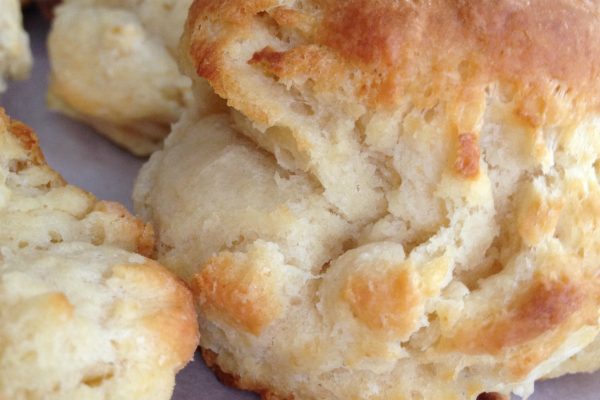 Buttery Biscuits -- The perfect, soft and fluffy, melt-in-your-mouth buttery biscuit you've always wanted to make. With five ingredients, you can now be the biscuit master! Perfect sweetened for strawberry shortcake| thatwhichnourishes.com
