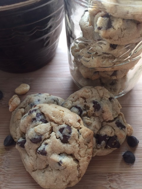 Oatmeal Peanut Butter Chocolate Chip Cookies -- Oatmeal, peanut butter and chocolate chips marry and make the best cookie you've ever eaten in your life. These take cookies to a whole new level. | thatwhichnourishes.com