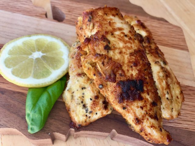 Lemony Basil Chicken Breasts --- Easy to make chicken so packed with flavor, you'll wonder why you ever made any other chicken! Great to use in pasta, salads, wraps, or as a stand alone chicken dish! | thatwhichnourishes.com