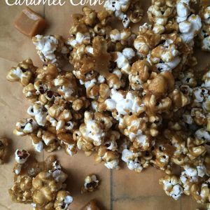 Homemade Caramel Corn --Hot, homemade caramel drizzled over freshly popped popcorn and baked until hot and crunchy|thatwhichnourishes.com