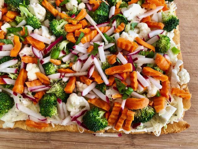 Veggie Pizza Squares -- All your favorite fresh veggies atop a layer of herbed cream cheese on a crispy crust makes the perfect delectable dish to share! | thatwhichnourishes.com