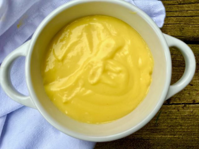 Homemade Vanilla Pudding -- Thick, rich, and creamy and loaded with vanilla flavor, this homemade vanilla pudding will change the way you think of this creamy dessert. | thatwhichnourishes.com